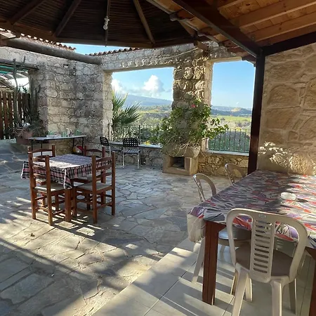 With View In Polis Area Bed & Breakfast Simou