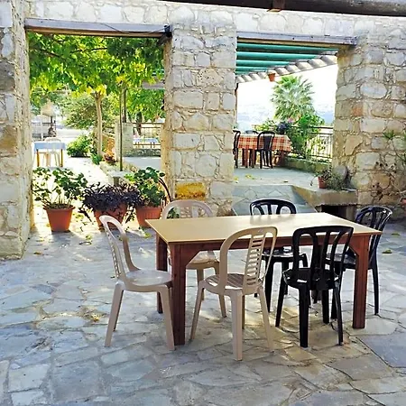 Frühstückspension With View In Polis Area Simou