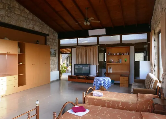 With View In Polis Area Simou